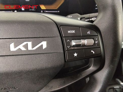 Used 2025 Kia K4 FWD image 13