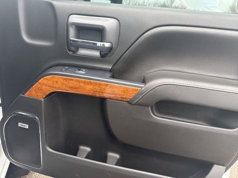 Used 2017 Chevrolet Silverado 2500 High Country w/ Duramax Plus Package image 14