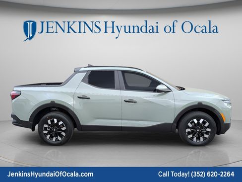 New 2026 Hyundai Santa Cruz SEL FWD image 2