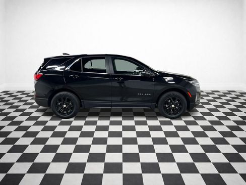 Certified 2024 Chevrolet Equinox LT image 2