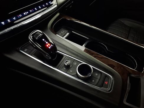 Used 2021 Cadillac Escalade Sport Platinum image 22