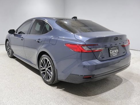 Used 2026 Toyota Camry XLE w/ Premium Plus Package FWD image 6