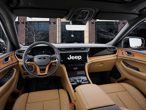 New 2026 Jeep Grand Cherokee Summit w/ Obsidian Package AWD/4WD image 14