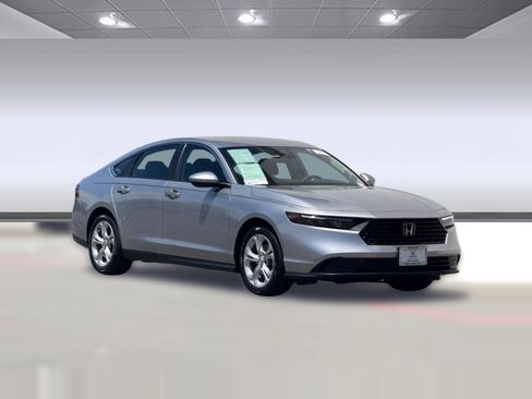 Certified 2024 Honda Accord LX image 6