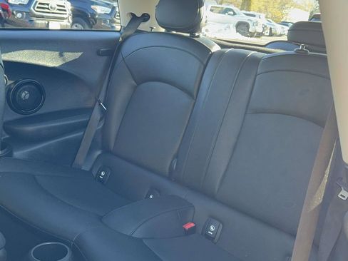 Used 2024 MINI Cooper SE image 16