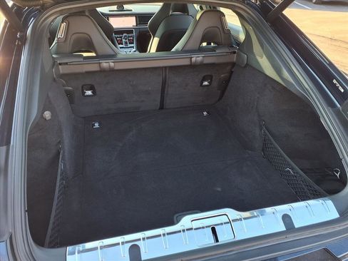 Used 2019 Porsche Panamera GTS image 34