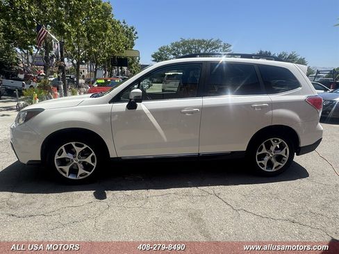 Used 2017 Subaru Forester 2.5i Touring AWD/4WD image 6