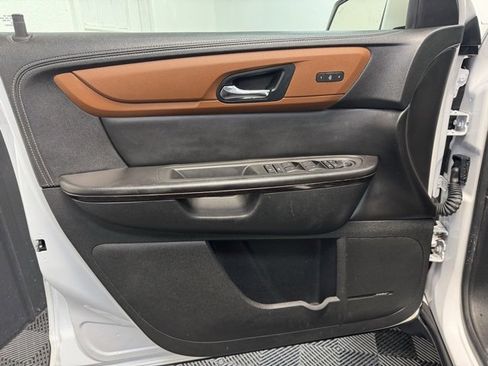 Used 2016 Chevrolet Traverse LTZ image 12
