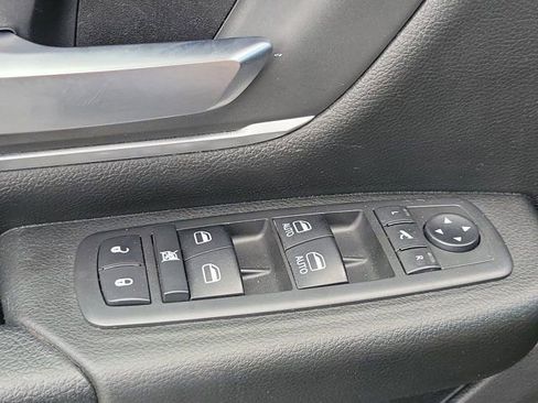 Used 2020 RAM 1500 Big Horn AWD/4WD image 29