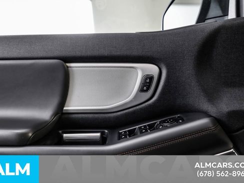 Used 2025 Ford Expedition Max Active AWD/4WD image 57
