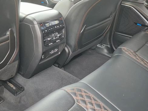 Used 2022 Jeep Grand Cherokee Summit AWD/4WD image 18