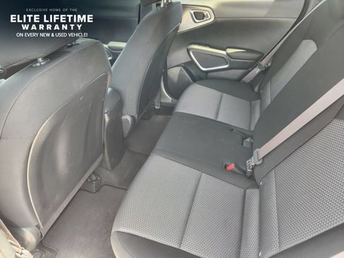 Used 2022 Kia Soul LX w/ Technology Package FWD image 29