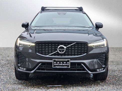Certified 2025 Volvo XC60 B5 Plus w/ Protection Package Premier image 8