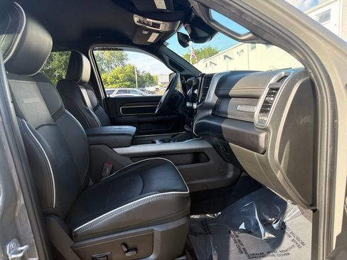Used 2025 RAM 2500 Laramie w/ Night Edition AWD/4WD image 27