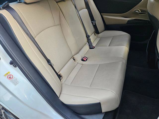 Used 2019 Lexus ES 350 w/ Premium Package FWD image 18