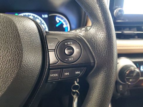 Certified 2023 Toyota RAV4 LE image 21