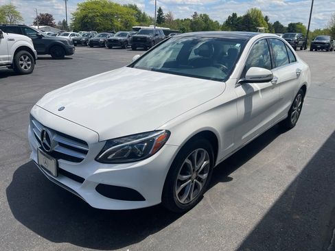 Used 2015 Mercedes-Benz C 300 4MATIC Sedan image 9