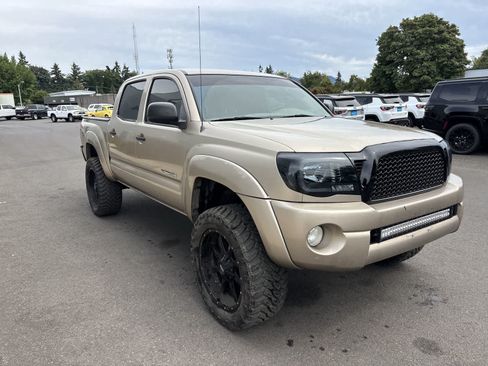 Used 2005 Toyota Tacoma 4x4 Double Cab w/ TRD Off-Road Pkg #2 image 6