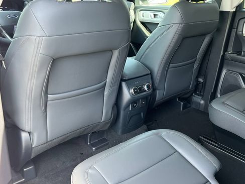 Used 2026 Ford Explorer Active w/ Active Comfort Package AWD/4WD image 36