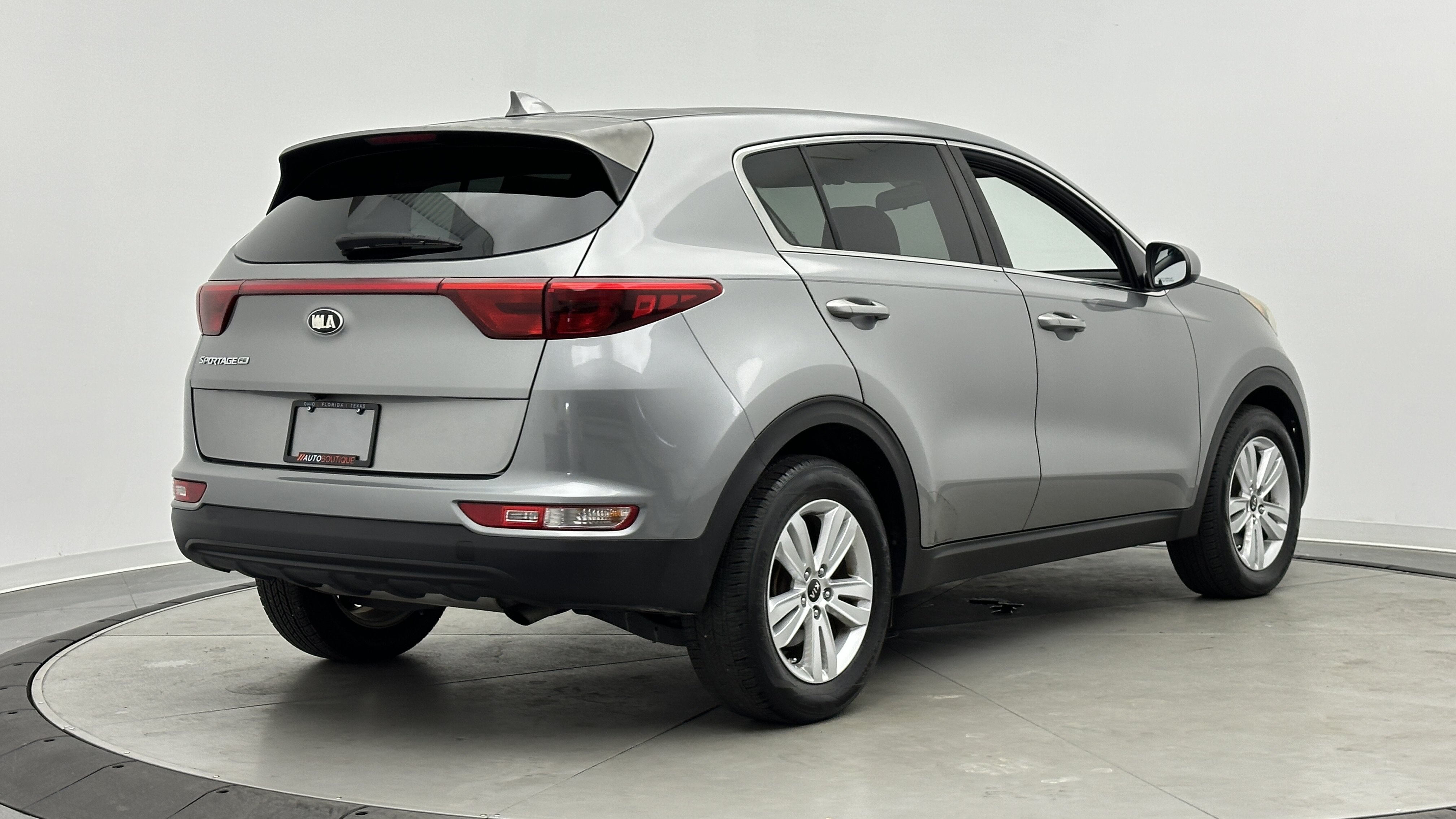 Used 2019 Kia Sportage LX FWD image 7