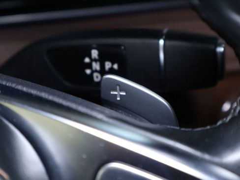 Used 2015 Mercedes-Benz S 550 4MATIC Sedan image 25