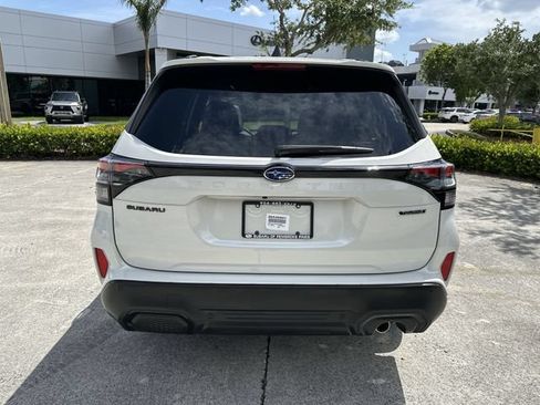 Certified 2025 Subaru Forester Touring AWD/4WD image 24