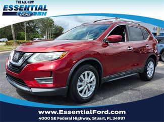 Used 2019 Nissan Rogue SV image 1
