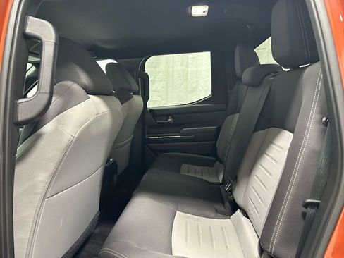 Used 2025 Toyota Tacoma TRD Off-Road image 44