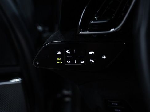 Used 2021 Ferrari Roma RWD image 56