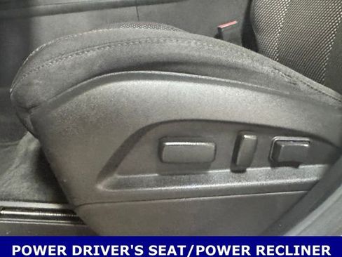 Used 2012 Chevrolet Equinox LT w/ Driver Convenience Package image 16