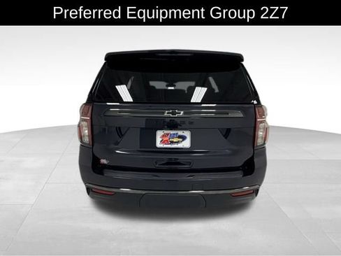 Used 2022 Chevrolet Tahoe Z71 w/ Luxury Package AWD/4WD image 5