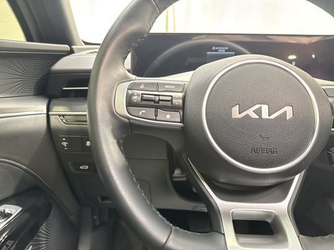 Certified 2025 Kia K5 GT-Line w/ GT-Line Premium Package FWD image 17
