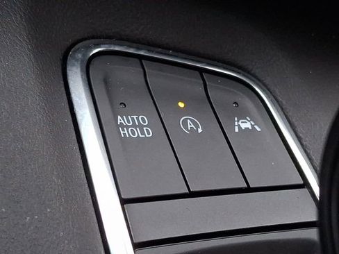 Used 2024 Cadillac Escalade Premium Luxury w/ Performance Package image 32