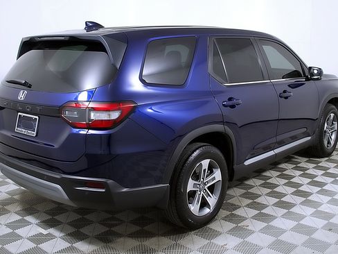 Used 2024 Honda Pilot EX-L image 7