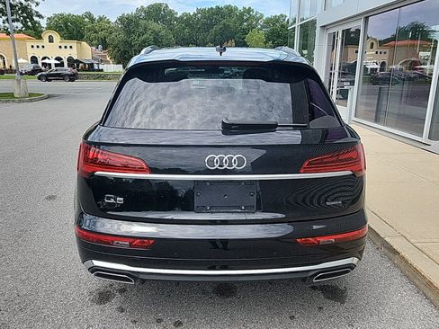 Used 2023 Audi Q5 2.0T Premium w/ Convenience Package AWD/4WD image 11