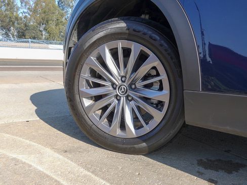 Certified 2024 MAZDA CX-90 Plug-In Hybrid w/ Preferred image 8