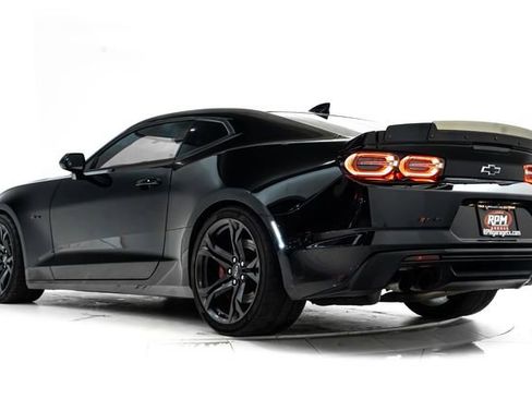 Used 2020 Chevrolet Camaro SS image 10