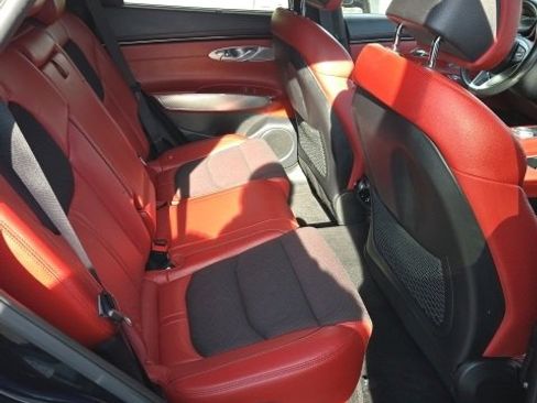 Used 2023 Genesis GV70 2.5T w/ Sport Prestige Package image 31