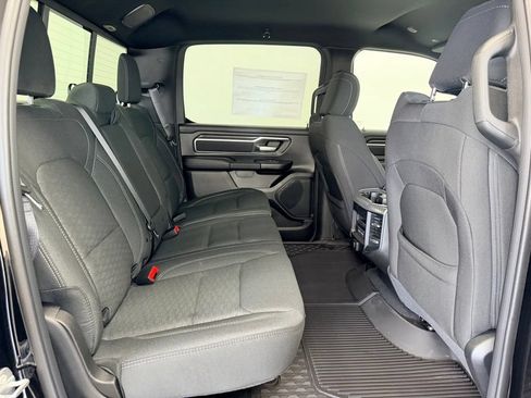 New 2026 RAM 1500 4x4 Crew Cab image 8