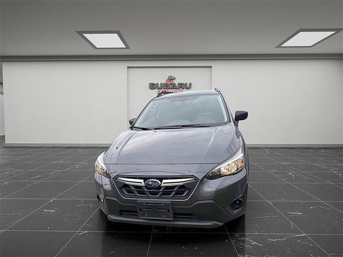 Certified 2022 Subaru Crosstrek 2.0i image 7