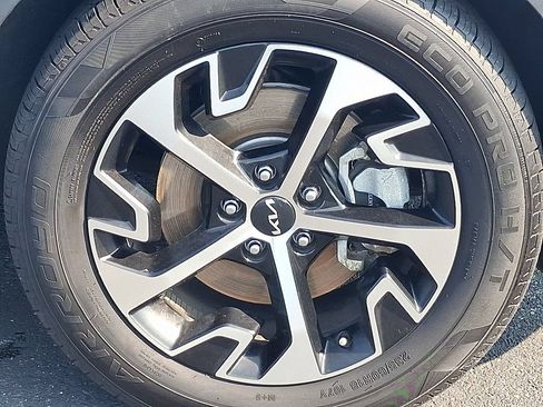 Used 2024 Kia Sportage EX FWD image 8