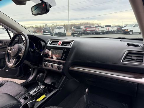 Used 2016 Subaru Legacy 2.5i Limited image 14