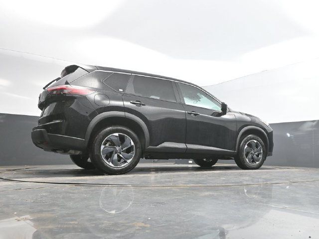 Used 2025 Nissan Rogue SV AWD/4WD image 42