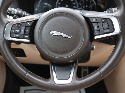 Used 2020 Jaguar XF Prestige AWD/4WD image 18