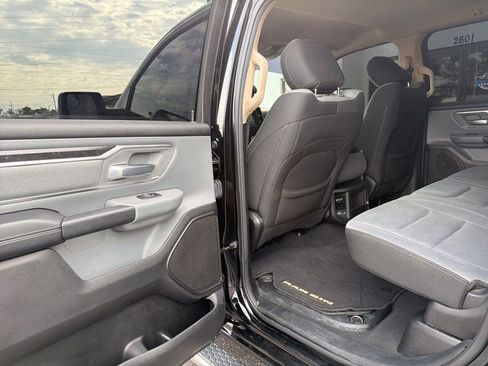 Used 2019 RAM 1500 Big Horn image 12