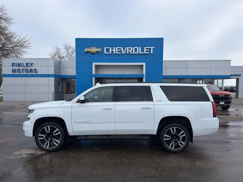 Used 2019 Chevrolet Suburban LT w/ Luxury Package image 1