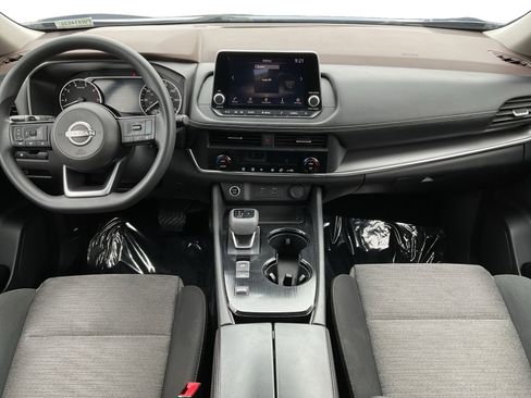 Used 2023 Nissan Rogue SV FWD image 10