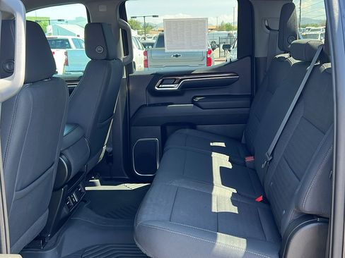 Used 2023 Chevrolet Silverado 1500 RST w/ Z71 Off-Road Package image 12