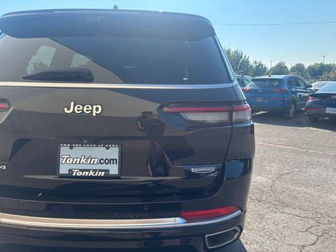 Used 2023 Jeep Grand Cherokee L Summit w/ Advanced Protech Group IV AWD/4WD image 6