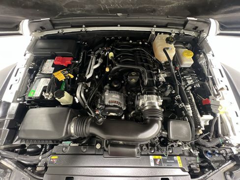 Used 2021 Jeep Wrangler Unlimited Rubicon w/ Cold Weather Group image 24